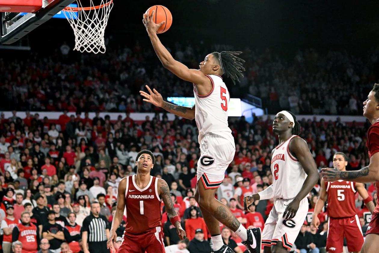 Georgia guard Jeremiah Wilkinson (5) goes in for a lay-up during the second half in an NCAA college basketball game at Stegeman Coliseum, Saturday, Jan. 17, 2026, in Athens. Georgia won 90-76 over Arkansas. (Hyosub Shin/AJC)