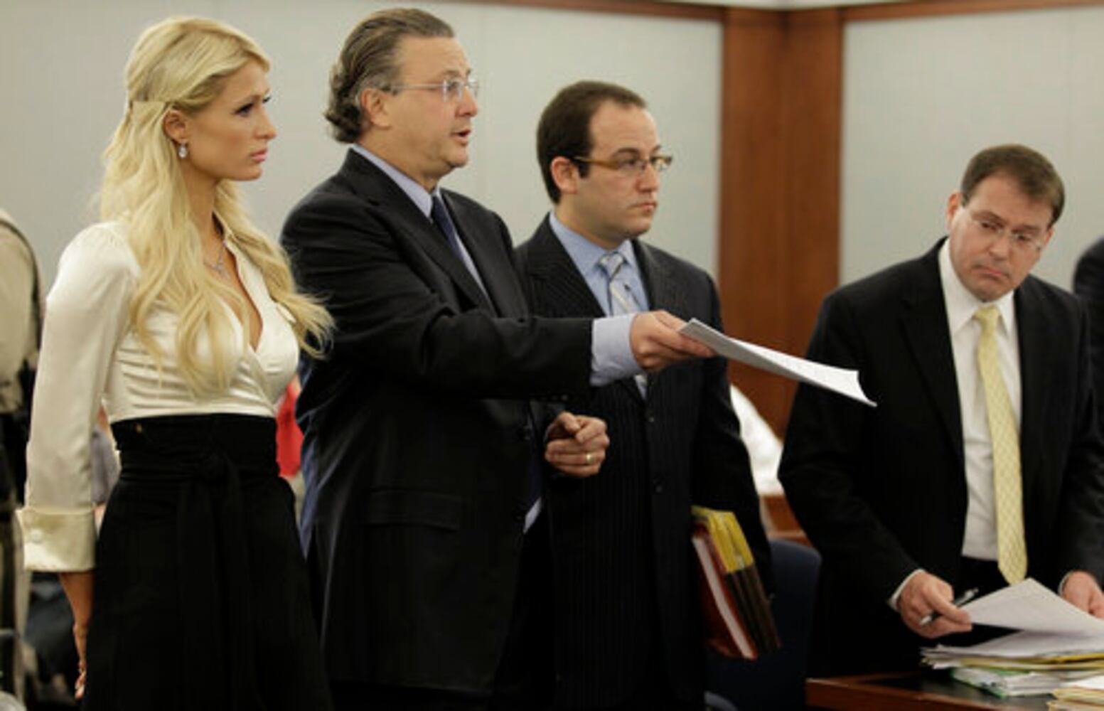 Paris Hilton pleads guilty in Vegas arrest