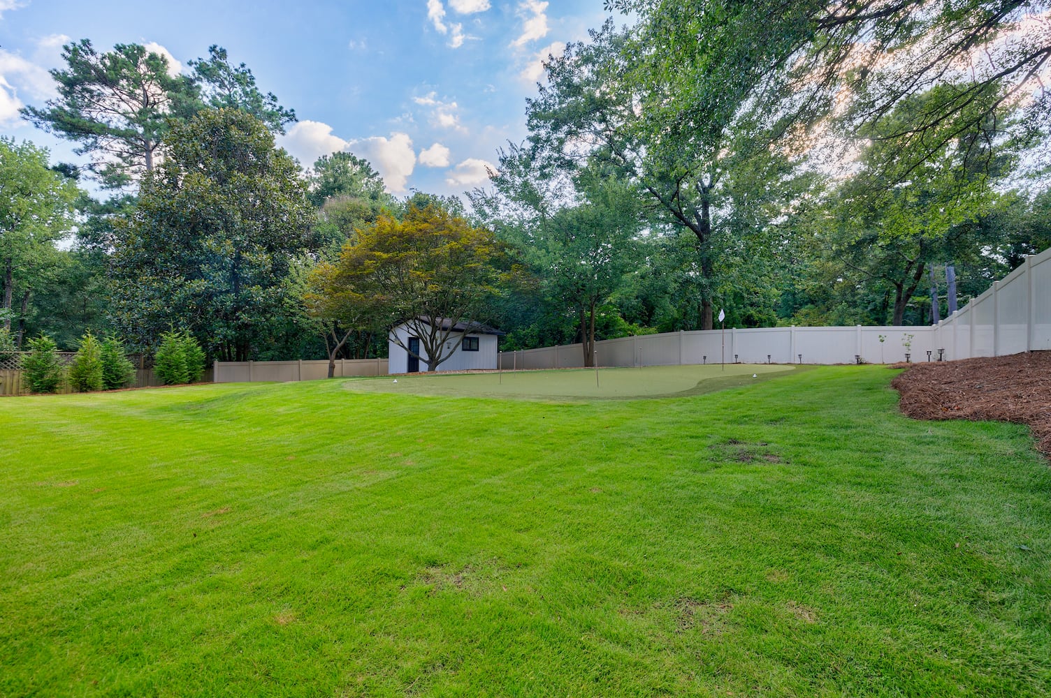 This $1.1 million Golf lover’s sanctuary is a ‘hole in one find’