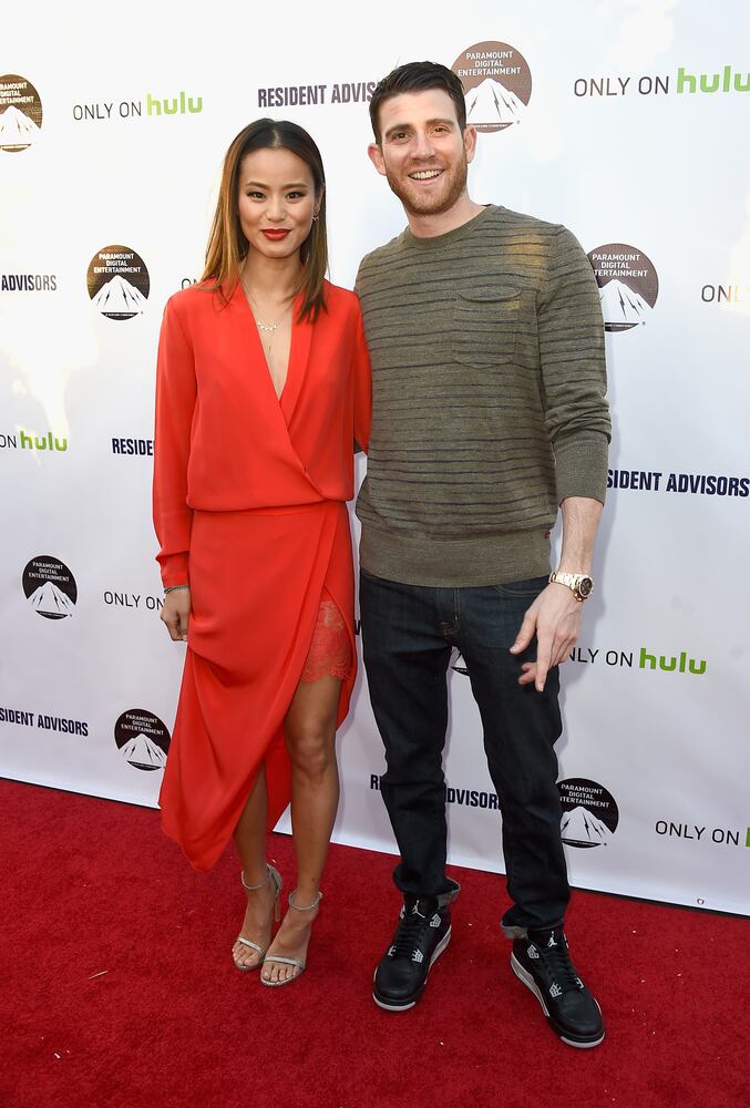 'Resident Advisors' premiere