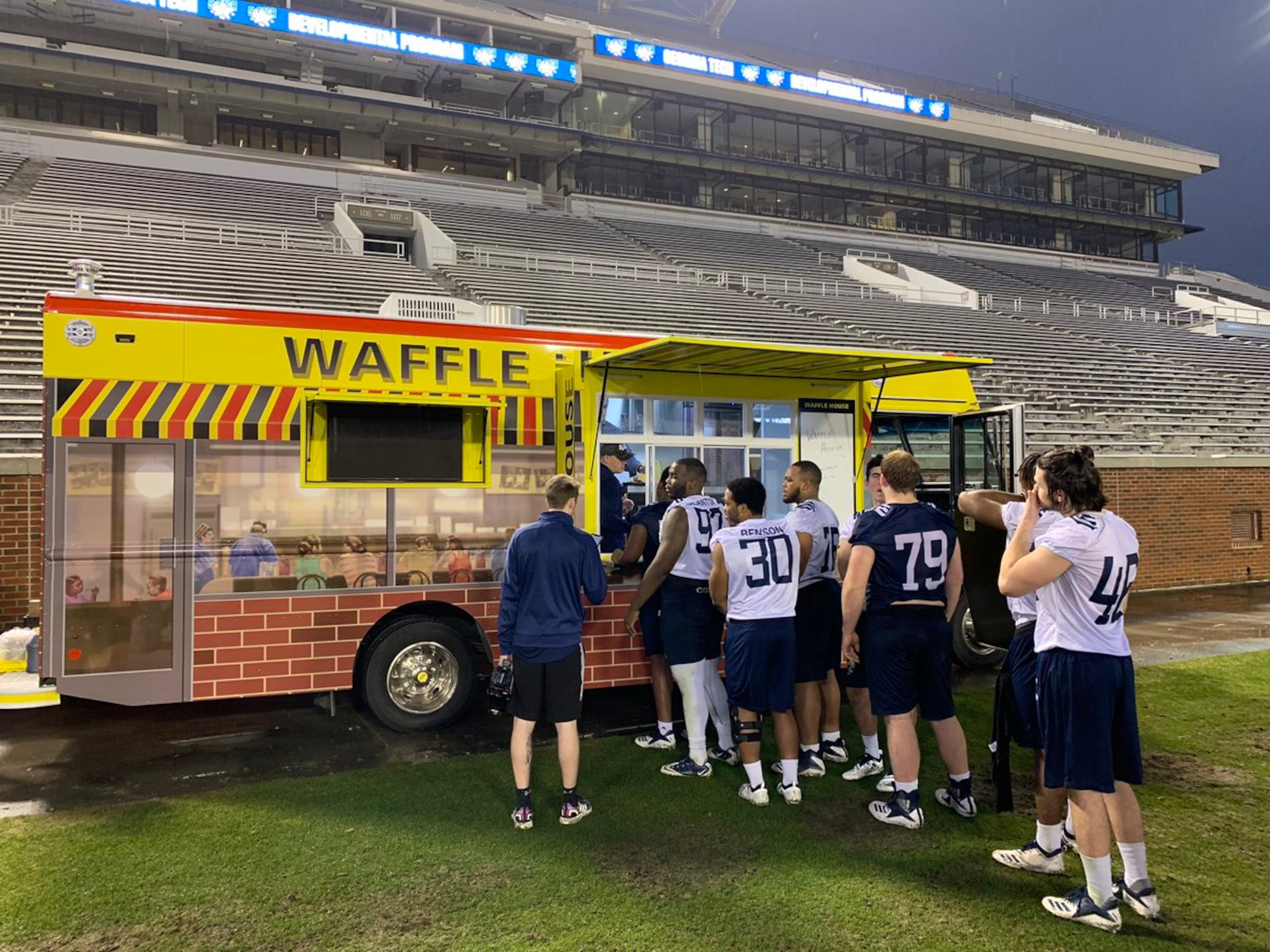 2013: Waffle House added a food truck to its offerings for catering events.