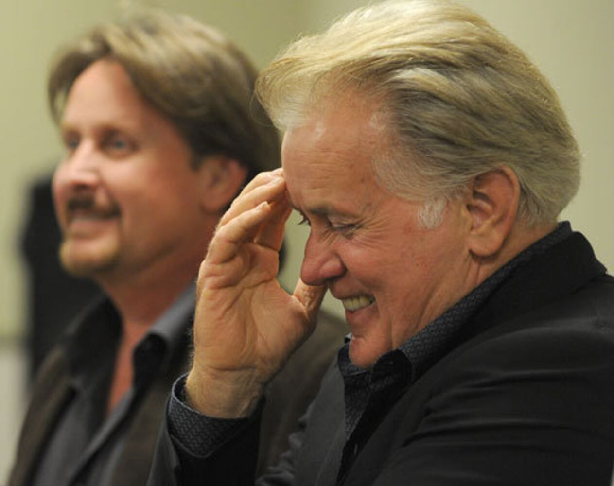 Martin Sheen, Emilio Estevez bus tour stops in Smyrna