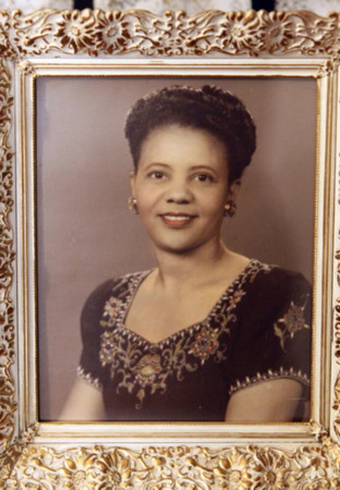 Ann Nixon Cooper, Obama supporter, laid to rest