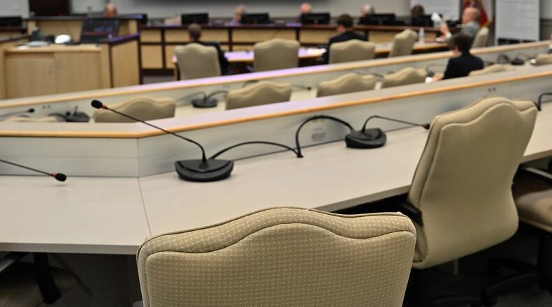 Gwinnett Board of Education is one of a handful of government bodies that is keeping its regular meeting schedule, but without public attendees. Hyosub Shin / Hyosub.Shin@ajc.com)