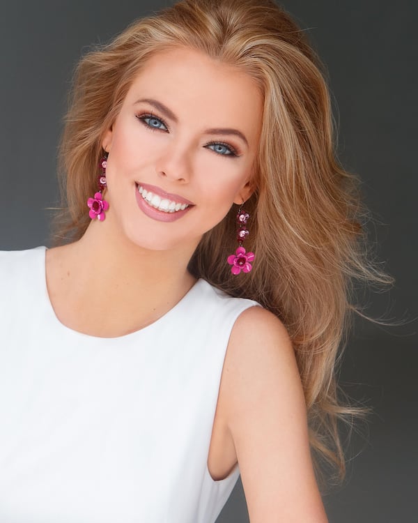 Miss University of Georgia's Outstanding Teen, Elaine Metcalf