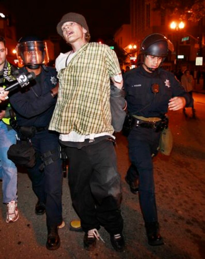 Reaction to BART verdict in Oakland