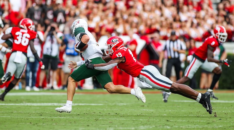 Georgia outside linebacker Adam Anderson (19) during the Bulldogs’ game against Alabama-Birmingham in Athens, Ga., on Saturday, Sept. 11, 2021. (Photo by Mackenzie Miles)