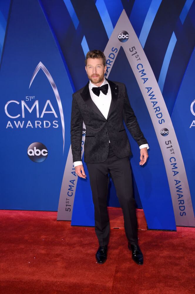 PHOTOS: 51st CMAs red carpet arrivals