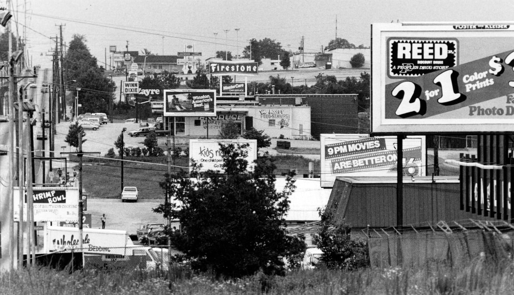 AJC Flashback Photos: Atlanta’s Stewart-Lakewood Shopping Center and Stewart Avenue