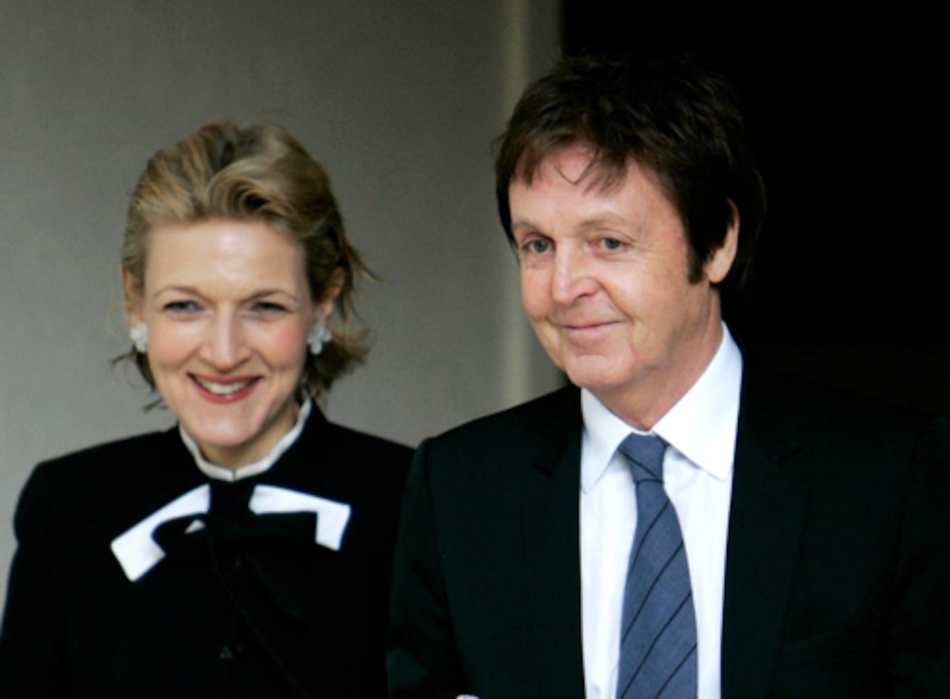 McCartney, Mills leave divorce court happy