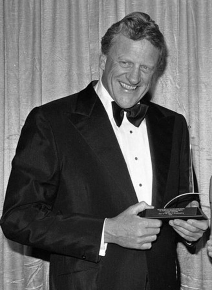 Gunsmoke' actor James Arness dies at 88