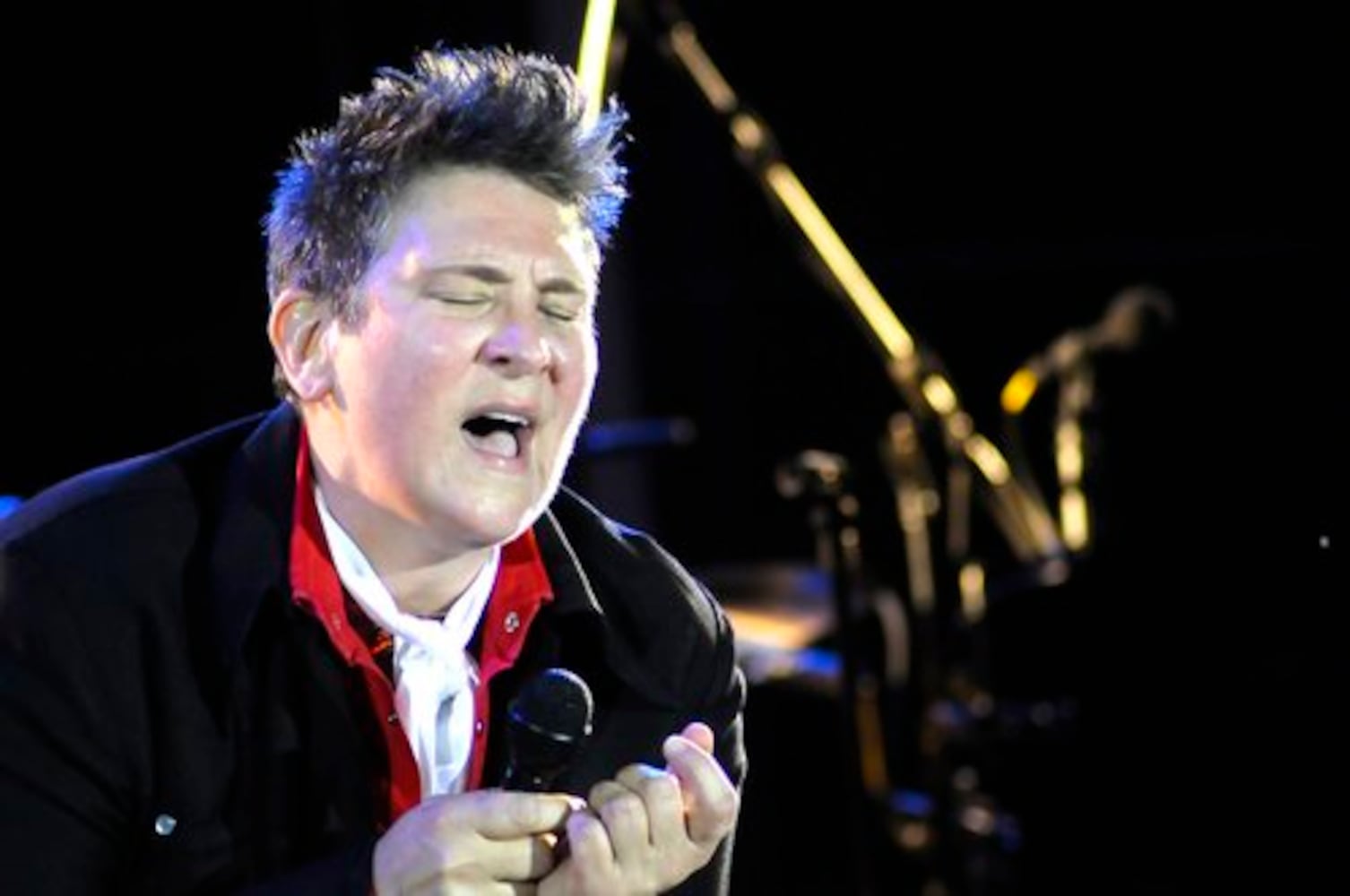k.d. lang opens Botanical Garden concert series