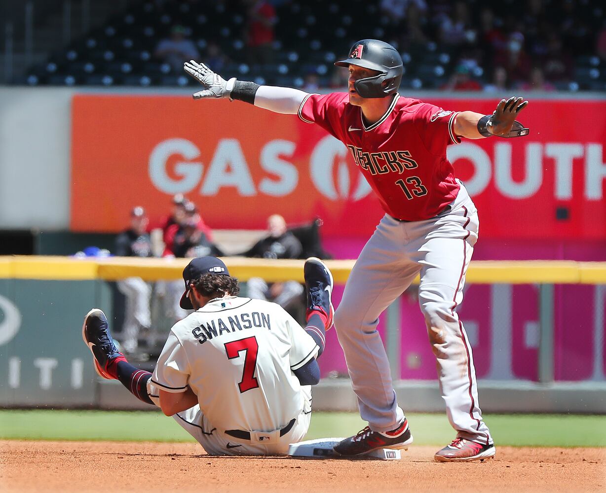 BRAVES PHOTO