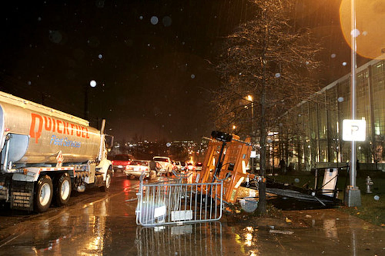 Tornado hits downtown Atlanta (Gallery 1)