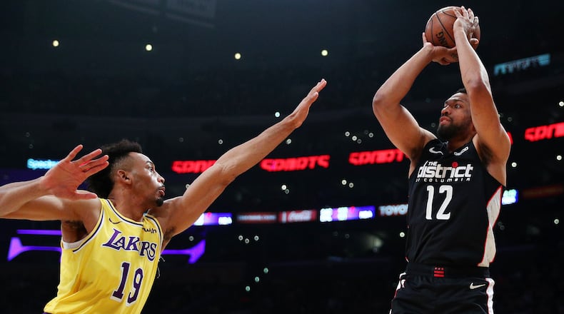 Jabari Parker of the Washington Wizards shoots the ball against Johnathan Williams of the Los Angeles Lakers during the first half at Staples Center on March 26, 2019 in Los Angeles, California. (Photo by Yong Teck Lim/Getty Images)