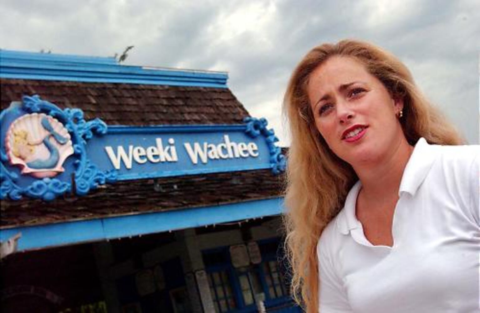 The mermaids of Weeki Wachee Springs