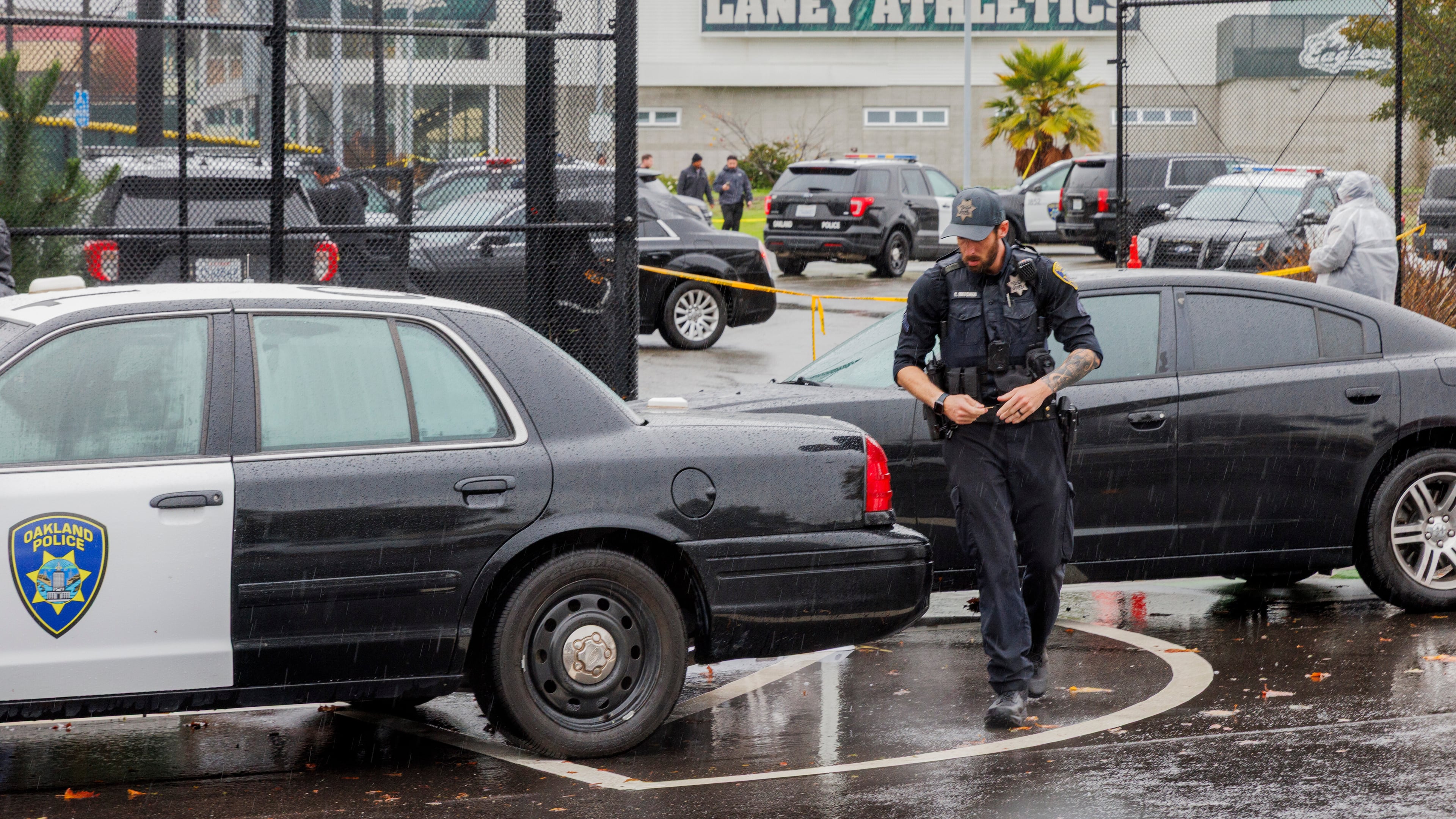 Police work the scene after a shooting at Laney College in Oakland, Calif., on Thursday, Nov. 13, 2025. (Santiago Mejia/San Francisco Chronicle via AP)