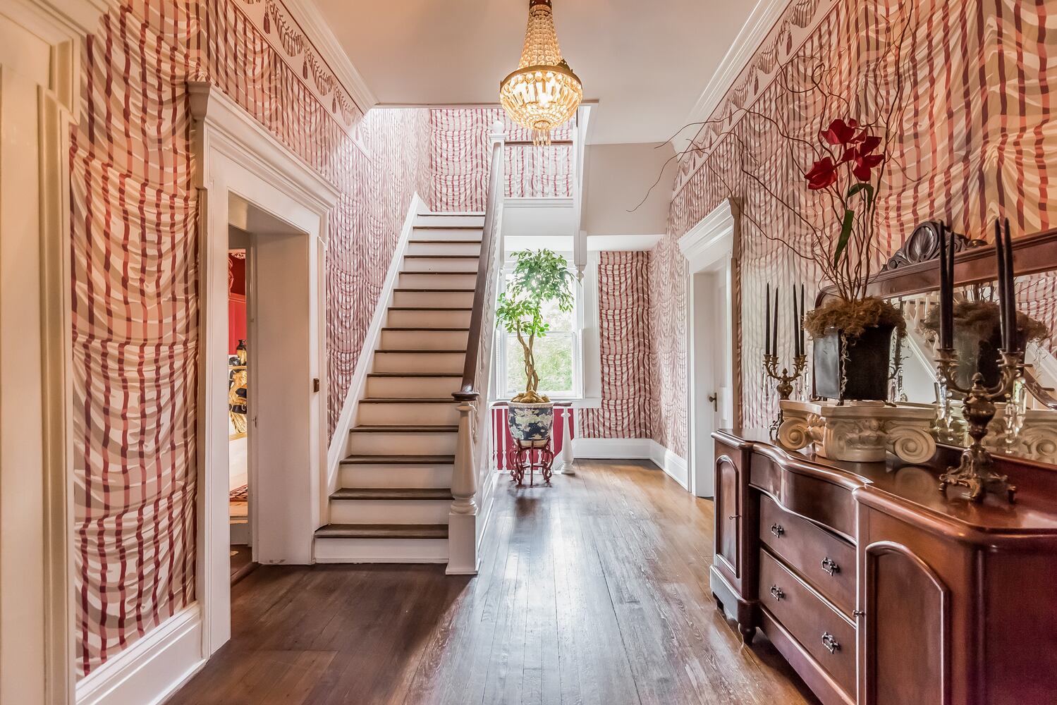 PHOTOS: $2.9M for Greek Revival mansion blocks from Marietta Square