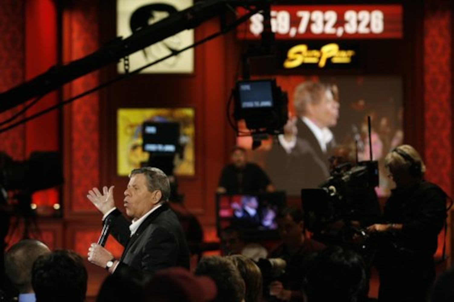 Jerry Lewis raises record $65 million for Muscular Dystrophy