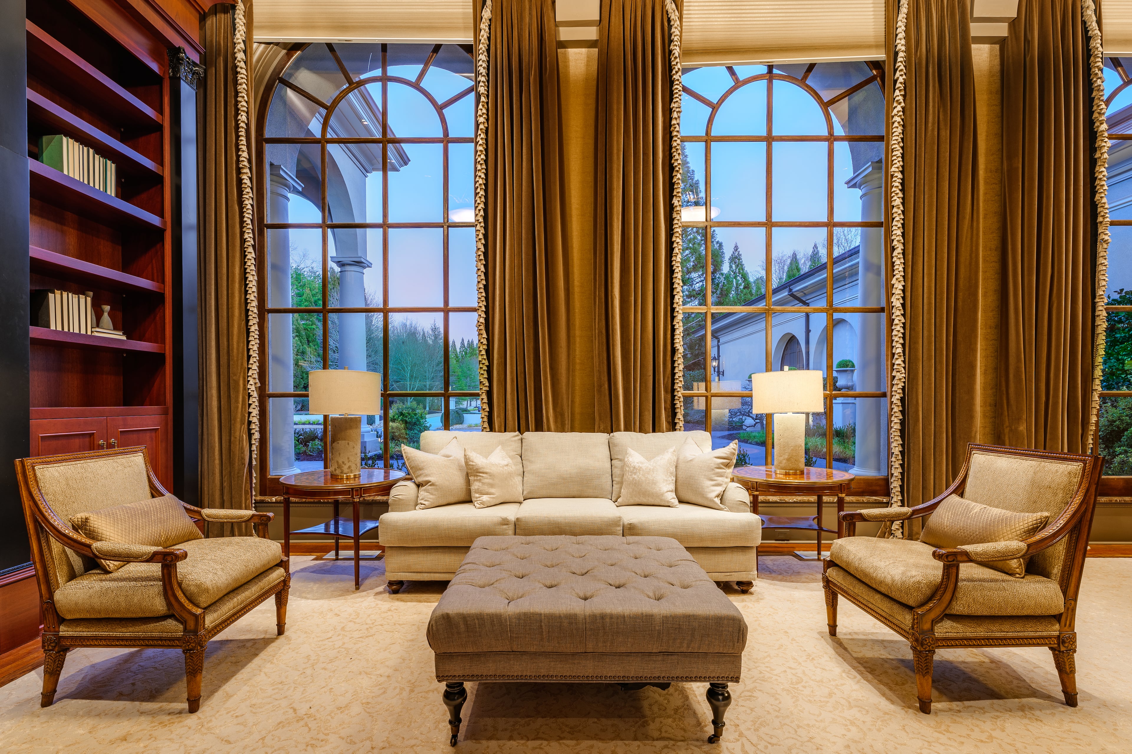 This Milton mansion is a unique find, even among Georgia’s luxury listings.
Listing by Bonnie Smith