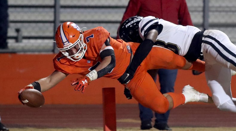 Parkview running back Cody Brown (7) dives for a touchdown in the fourth quarter of a game against Colquitt County last season. (Jason Getz/Special)