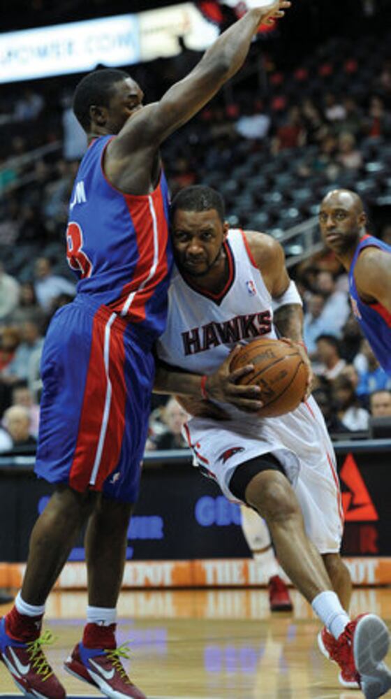 Hawks beat Pistons 116-84