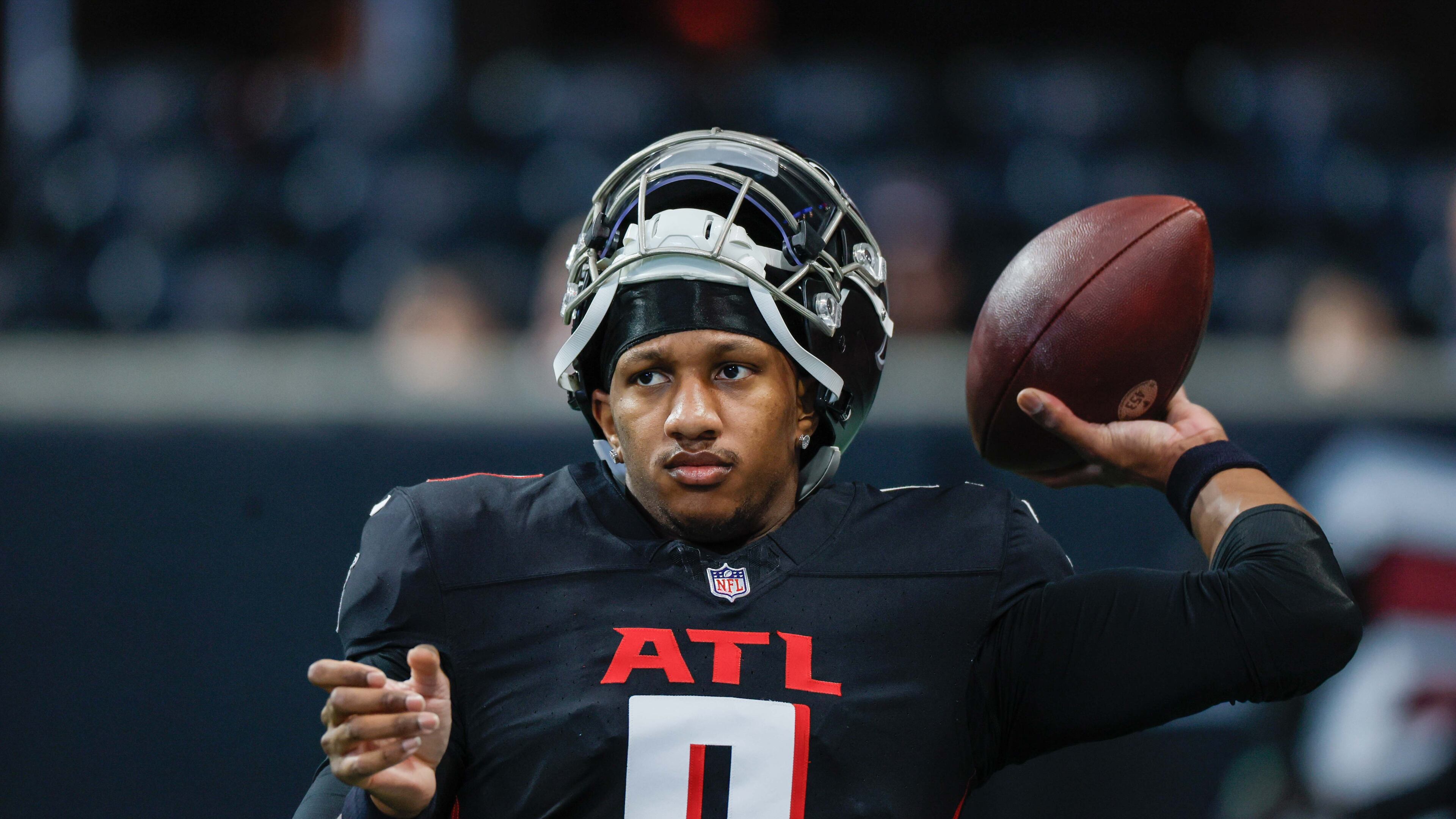 Falcons quarterback Michael Penix Jr. enters OTAs as the leader of the offense, a step up from his rookie season, when he opened the year as the backup. (Miguel Martinez/AJC)