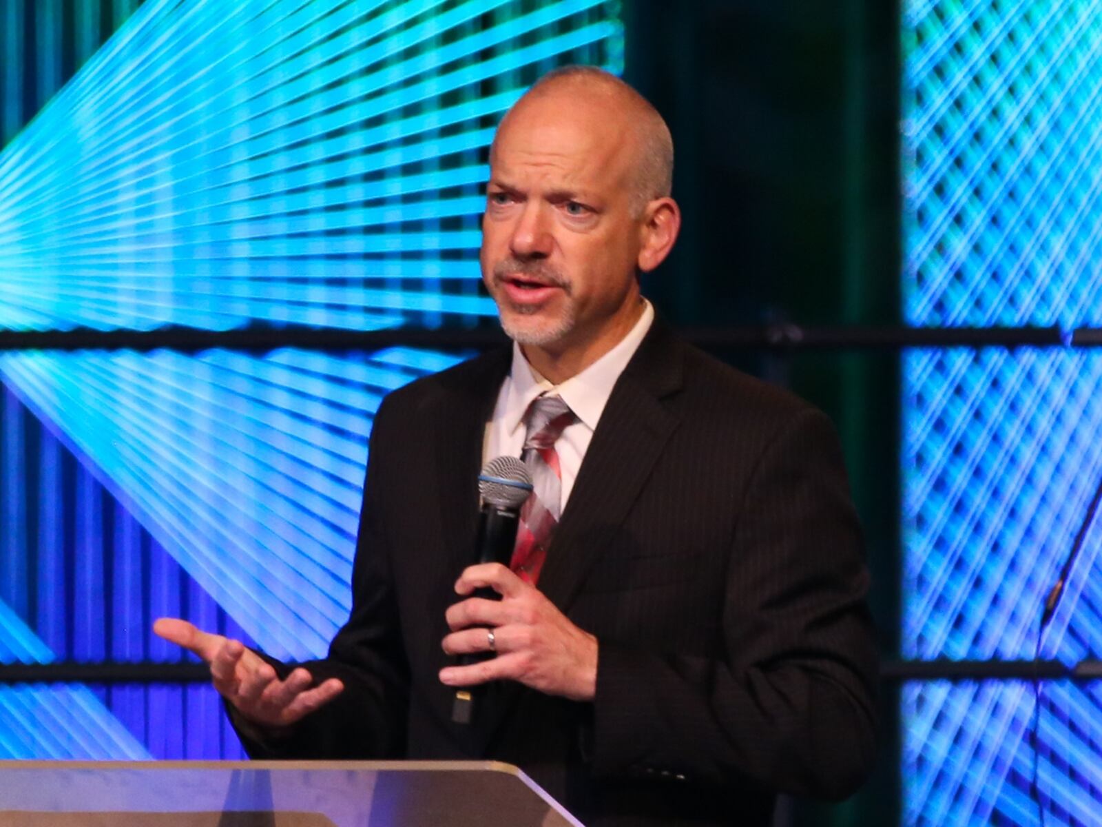 Athens-Clarke County Mayor Kelly Girtz delivers remarks during a funeral service for Alexis Janae Crawford, a slain 21-year-old senior attending Clark Atlanta University, at Cornerstone Church in Athens, Ga., on Saturday, Nov. 16, 2019. (Austin Steele for the Atlanta Journal Constitution)