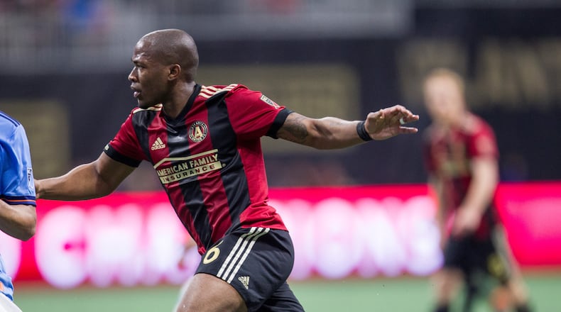 Atlanta United midfielder Darlington Nagbe (6) runs down the field during the match between NYC FC and Atlanta United at Mercedes-Benz Stadium in Atlanta, Georgia, on Sunday, April 15, 2018. (REANN HUBER/REANN.HUBER@AJC.COM)