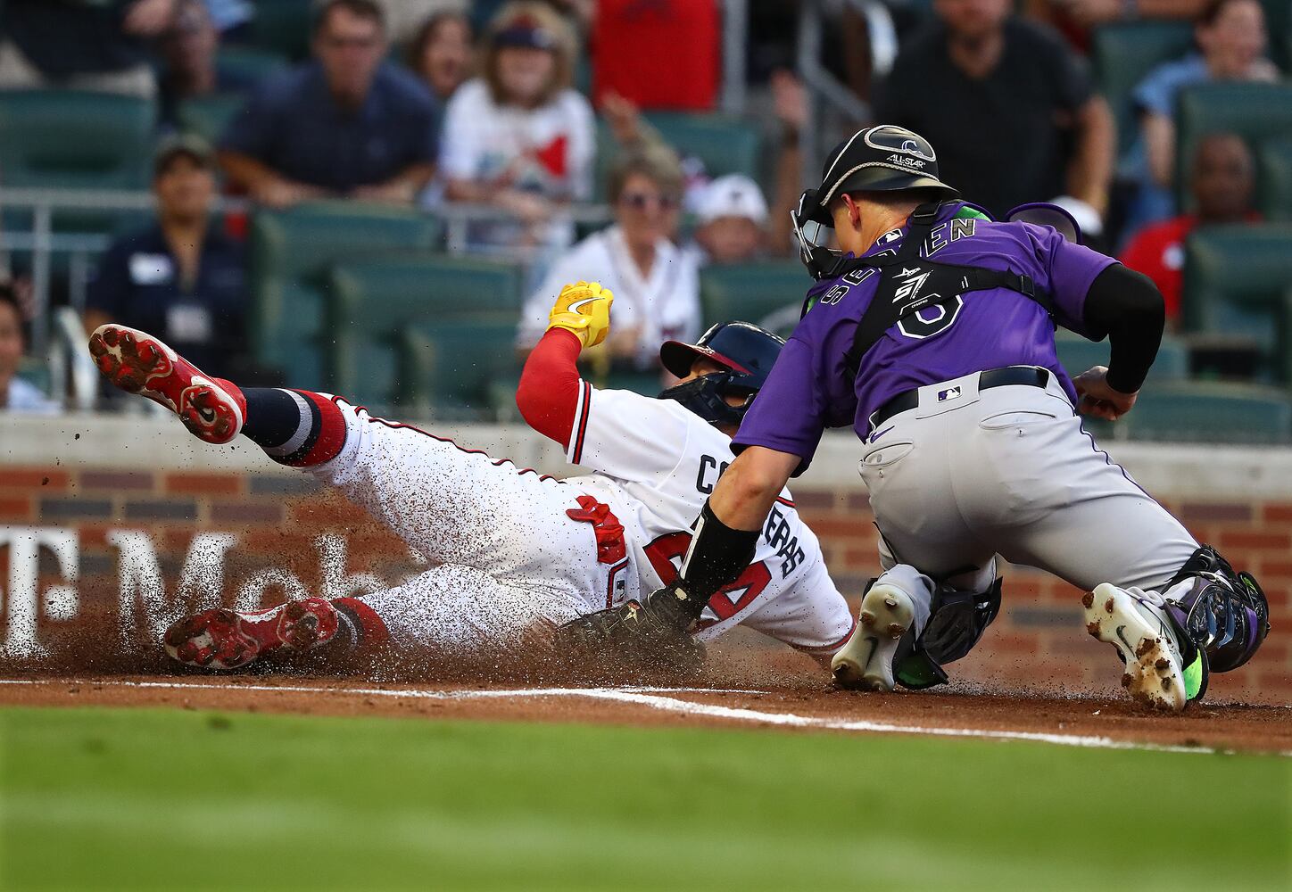 090122 BRAVES PHOTO
