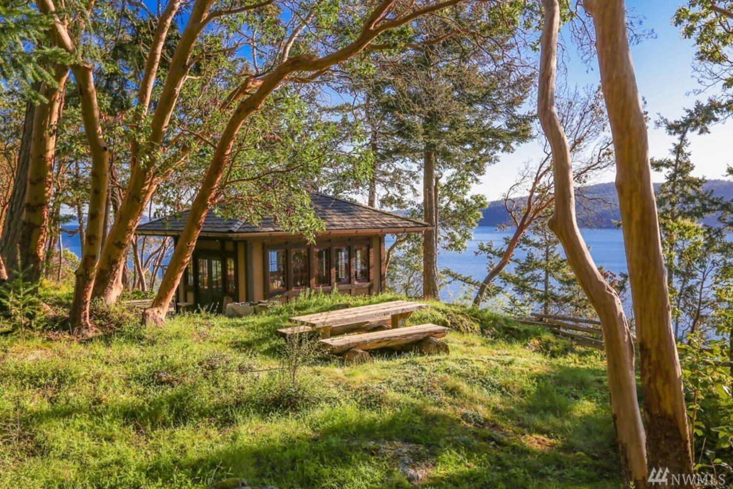 Photos: Inside Oprah's new $8M Orcas Island home