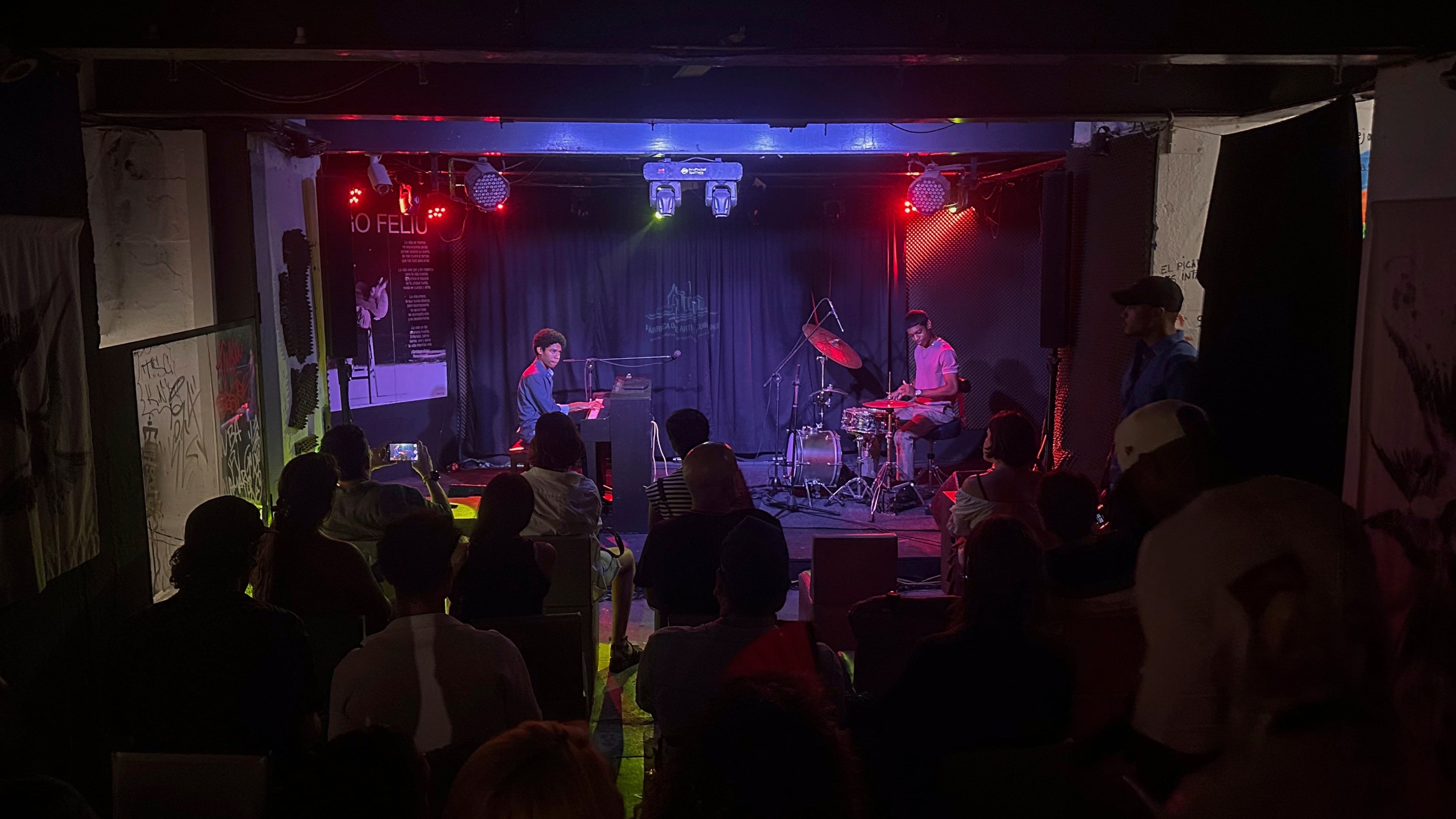 The Abreu brothers Diego, left, and Fabio, part of a new generation of musicians revitalizing Cuba’s music scene, perform at a private bar in Havana, Thursday, Aug. 28, 2025. (AP Photo/Ramon Espinosa)