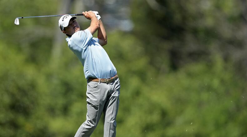 Kevin Kisner of the United States plays a shot on the fifth hole during the first round of the 2018 Masters Tournament at Augusta National Golf Club on April 5, 2018 in Augusta, Georgia.  (Photo by David Cannon/Getty Images)