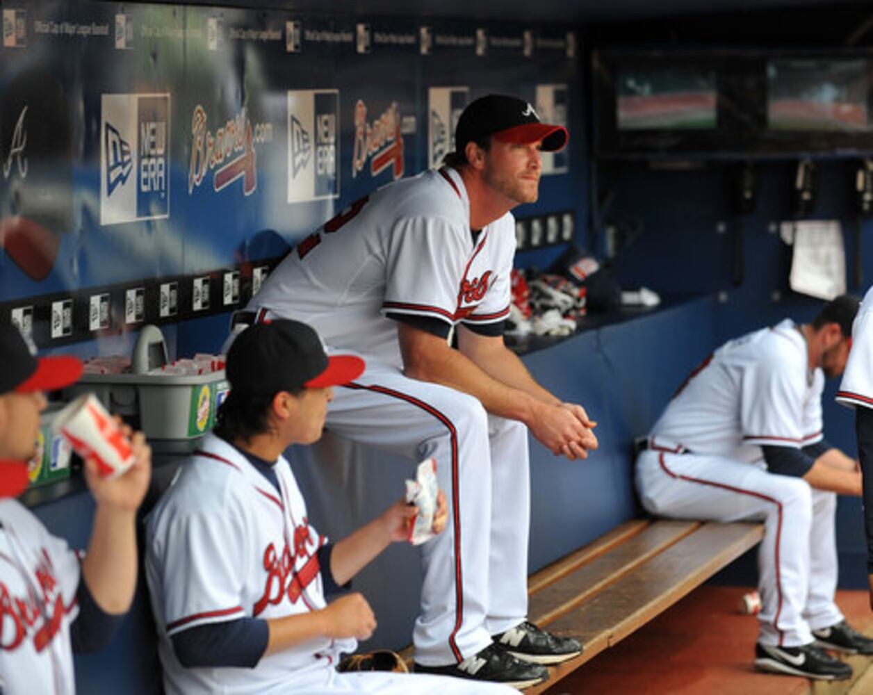 Braves hammer Houston