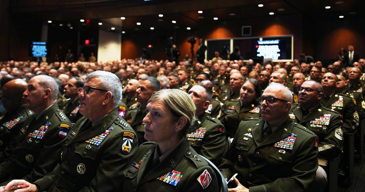 Top US military commanders send a message of silence