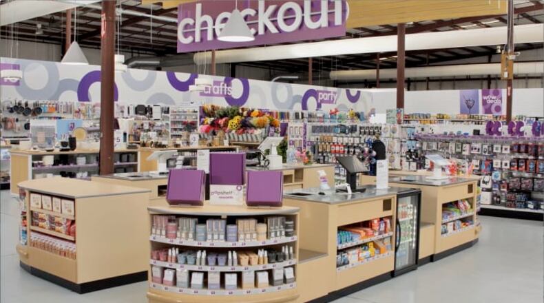 Dollar General is launching a high-end retail store called Popshelf, which sells home decor, beauty, cleaning and party supplies plus a lot more for $5 or less per item, the company announced Thursday in a news release. The new discount store targets a unique demographic — suburban women with an annual household income ranging from $50,000 to $125,000, a group with plenty of money to spend but who still appreciates finding a good deal.