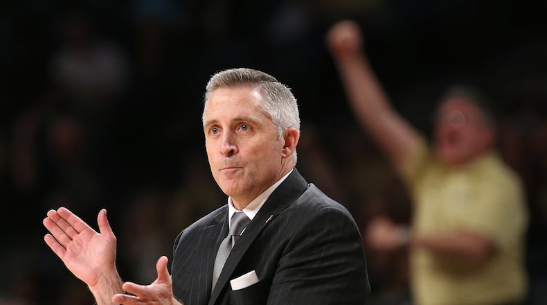 031616 Atlanta: Georgia Tech head coach Brian Gregory coaches his team to a 81-62 victory over Houston during their first round NIT basketball game on Wednesday, March 16, 2016, in Atlanta. Curtis Compton / ccompton@ajc.com