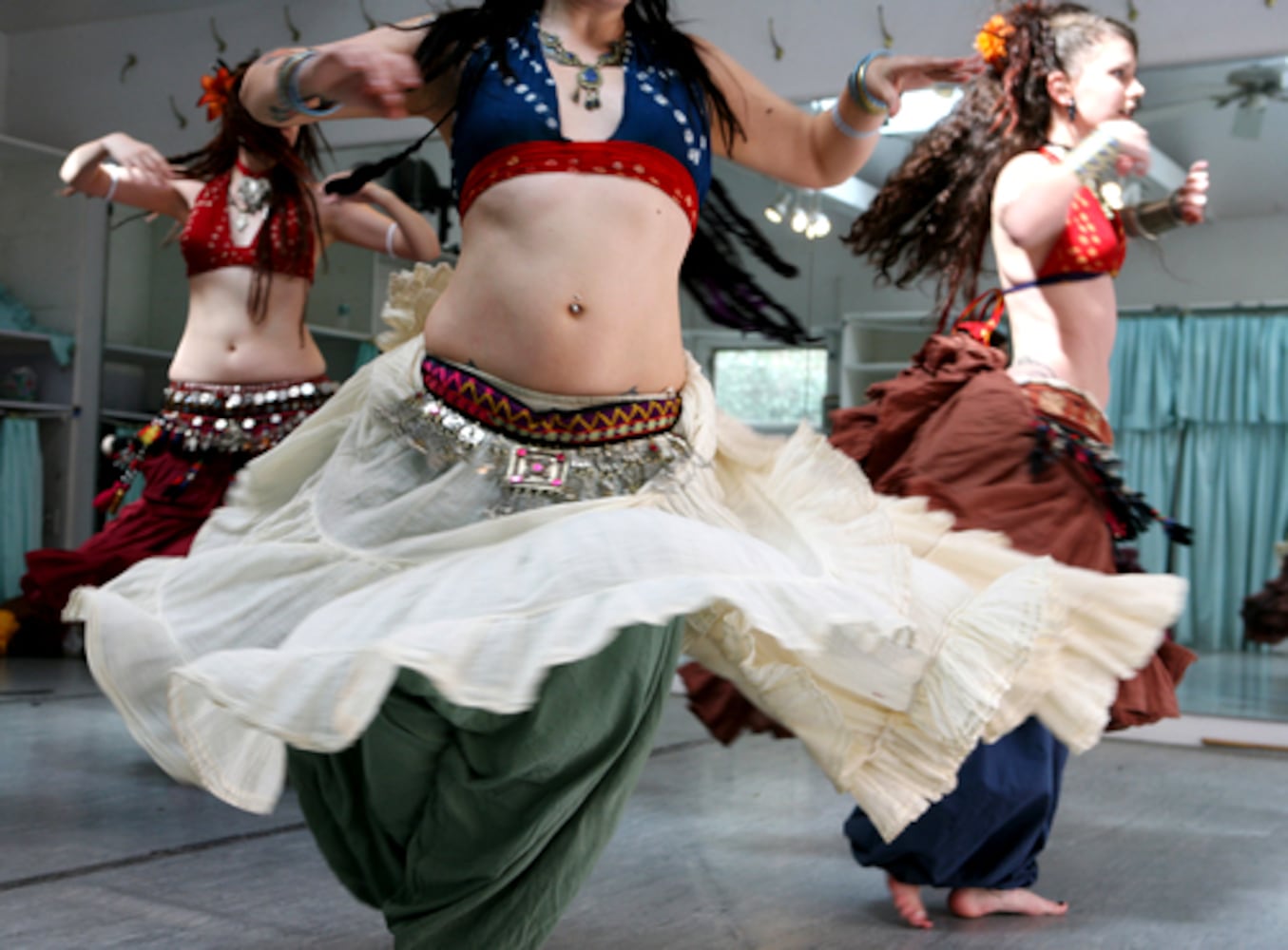 TribalCon brings belly dancers to Decatur