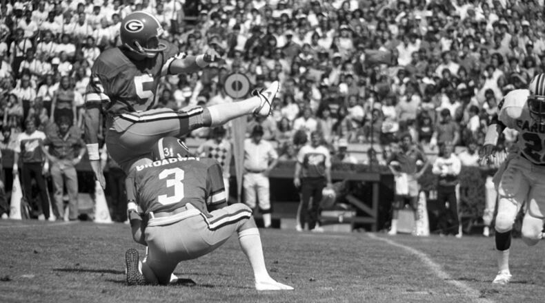 Georgia’s Kevin Butler kicks a field goal. (AJC file photo)