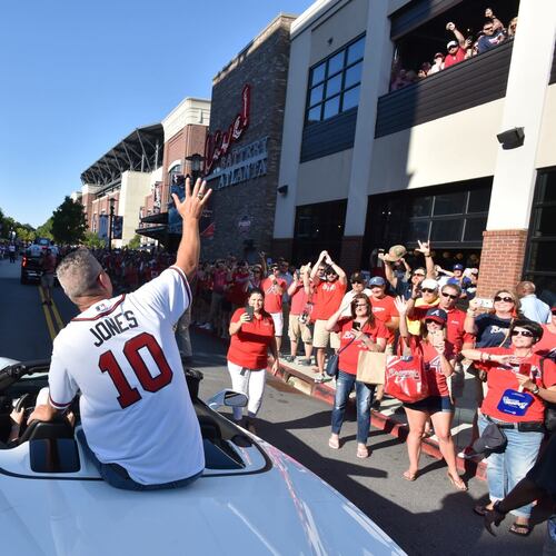 The Atlanta Braves Alumni Weekend includes players such as former third baseman Chipper Jones, pictured, in a parade and other festivities on Friday, Aug. 14, and Saturday, Aug. 15. (Hyosub Shin/AJC)