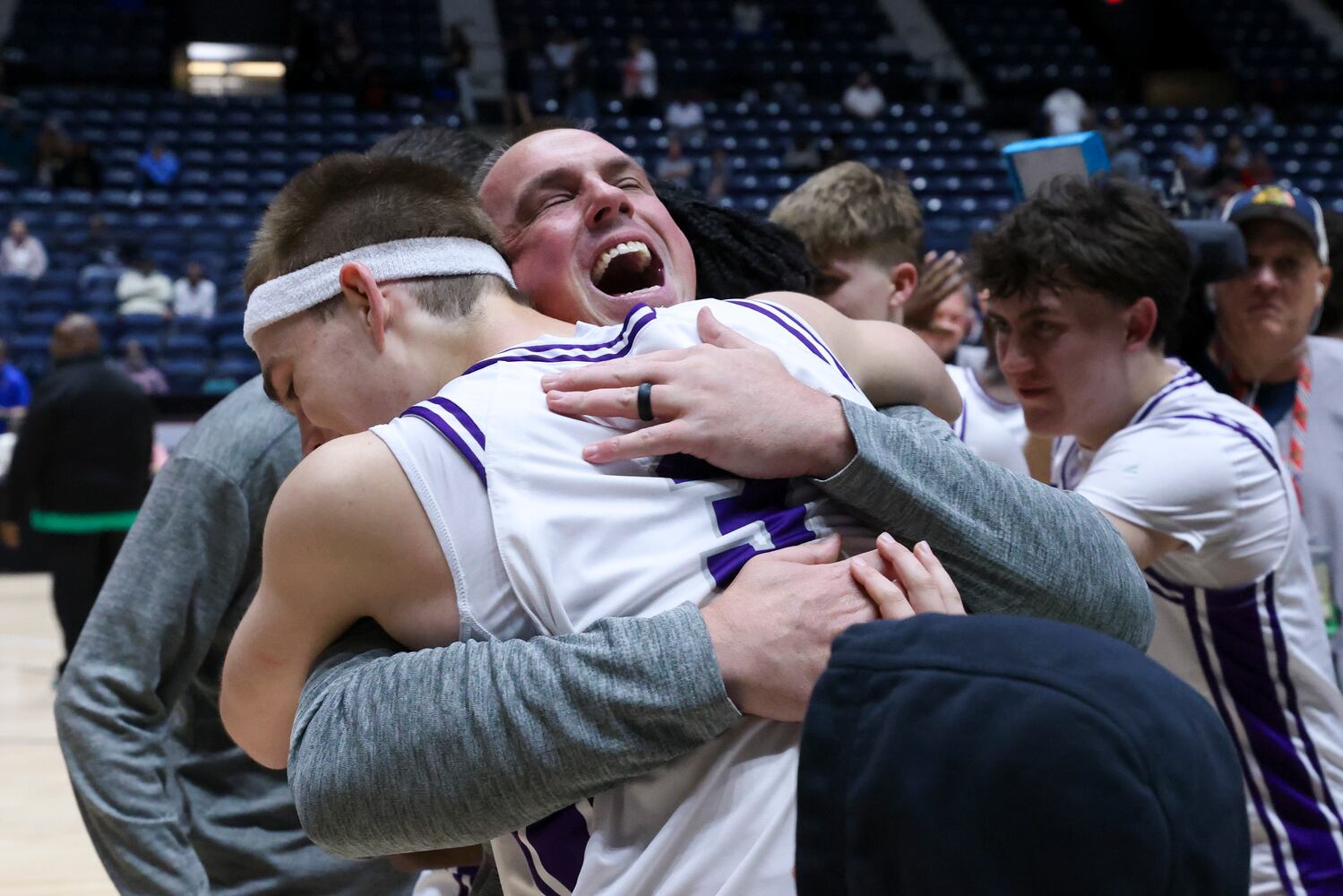 private boys basketball championship, Darlington vs Holy Innocents’