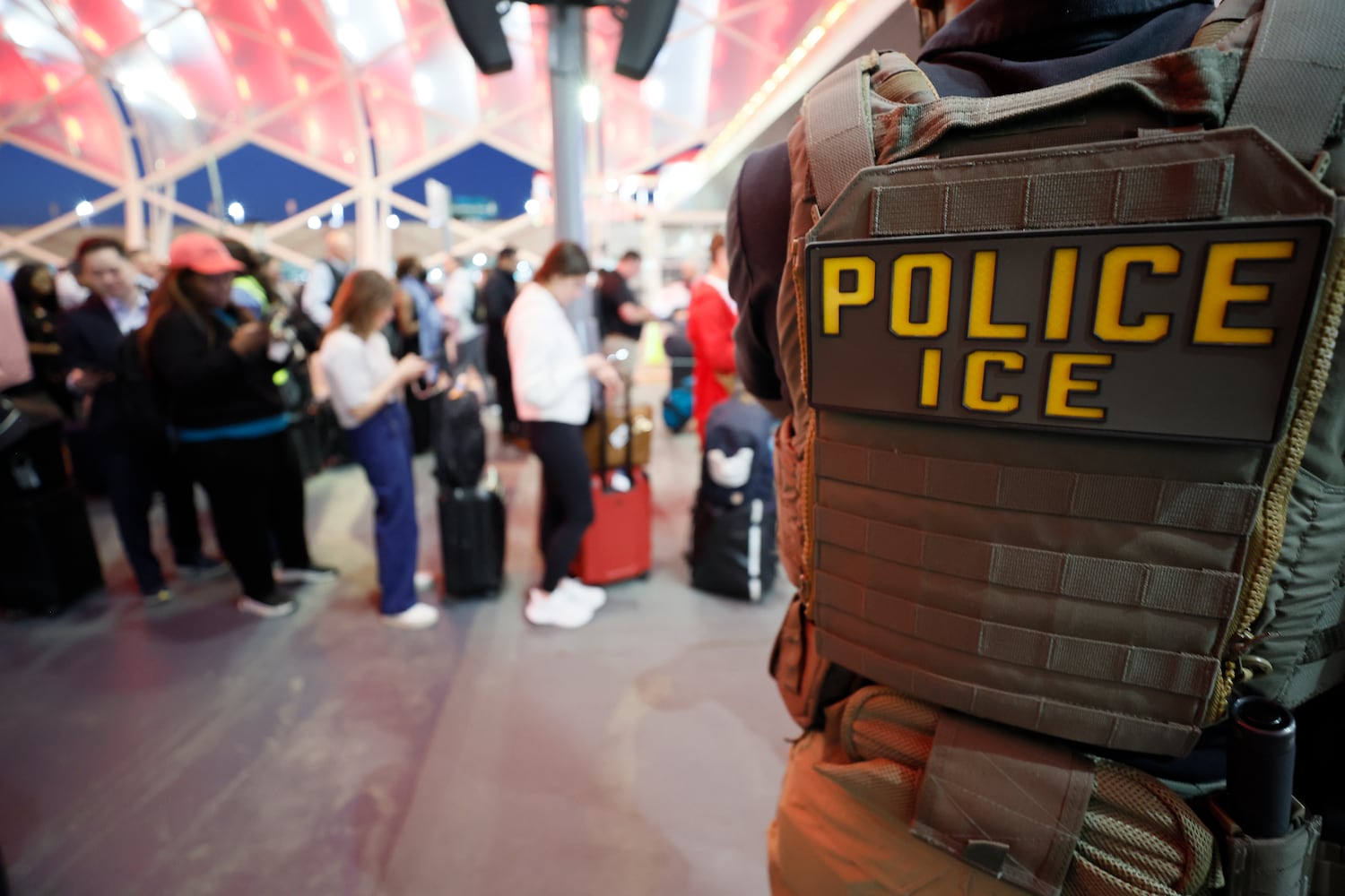 Atlanta Hartsfield-Jackson International Airport long lines