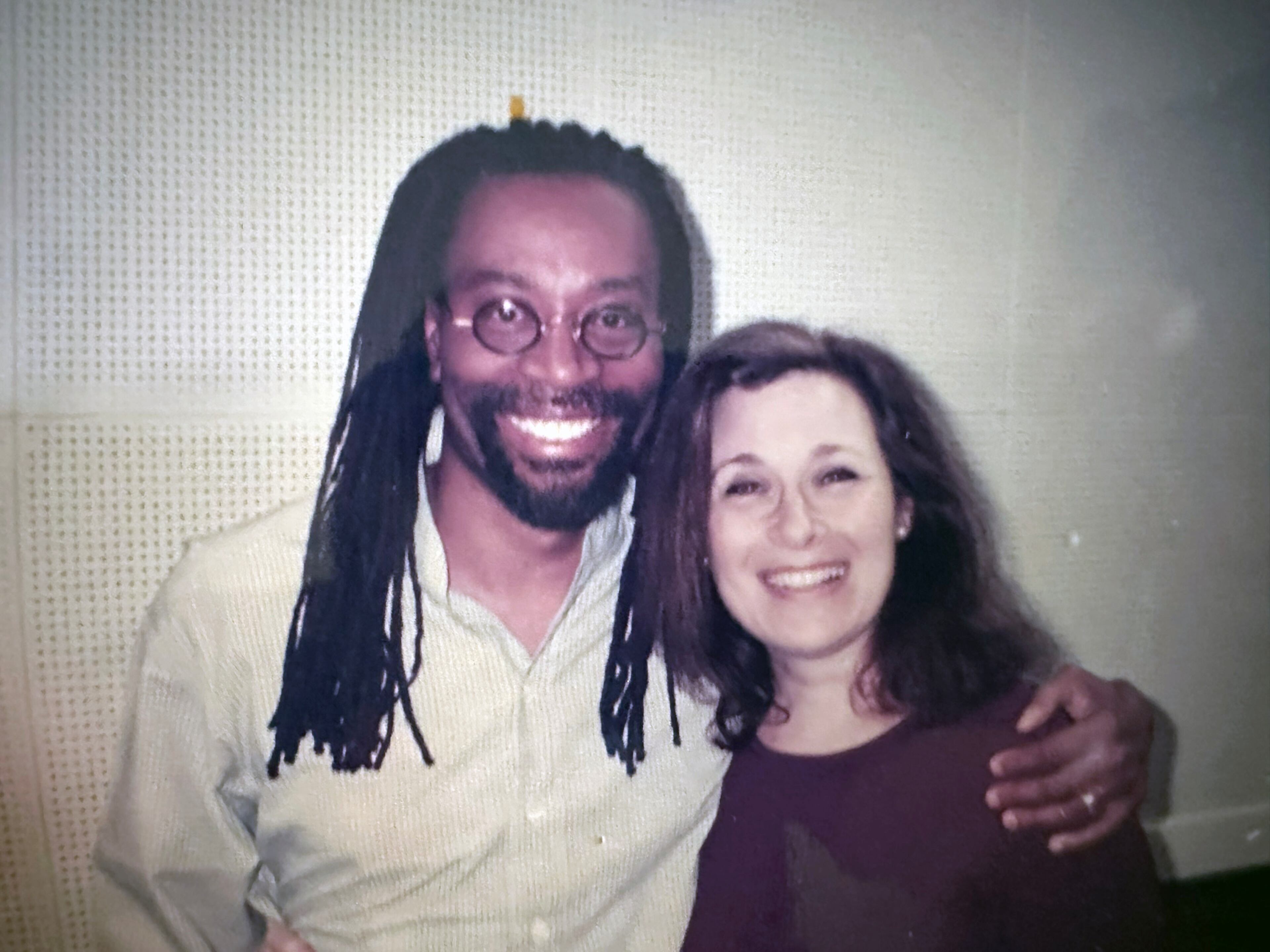 Lois Reitzes meets jazz and pop artist Bobby McFerrin in 1996. CONTRIBUTED