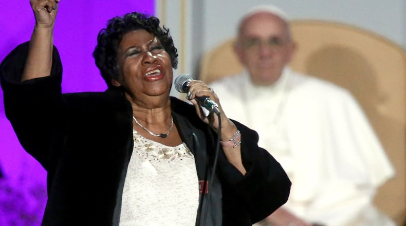 Aretha Franklin performs at the Festival of Families as Pope Francis looks on September 26, 2015 in Philadelphia, Pennsylvania. Pope Francis wraps up his trip to the United States with two days in Philadelphia, attending the Festival of Families and meeting with prisoners at the Curran-Fromhold Correctional Facility.