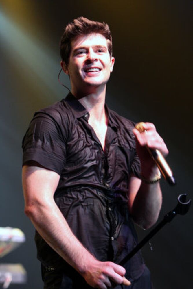Robin Thicke headlines Atlanta concert