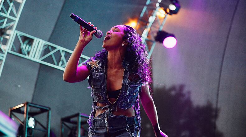 SANTA ANA, CA - OCTOBER 22: Rozonda 'Chilli' Thomas of TLC performs at the Beach Goth V Music Festival at the Observatory on October 22, 2016 in Santa Ana, California. (Photo by Matt Cowan/Getty Images)