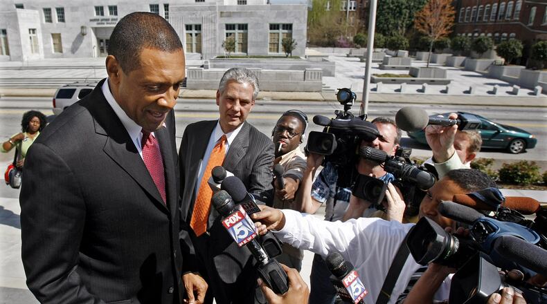 Former DeKalb County CEO Vernon Jones faced a battery of reporters in 2010 outside federal court after a verdict that his administration discriminated against senior white employees. Curtis Compton / ccompton@ajc.com