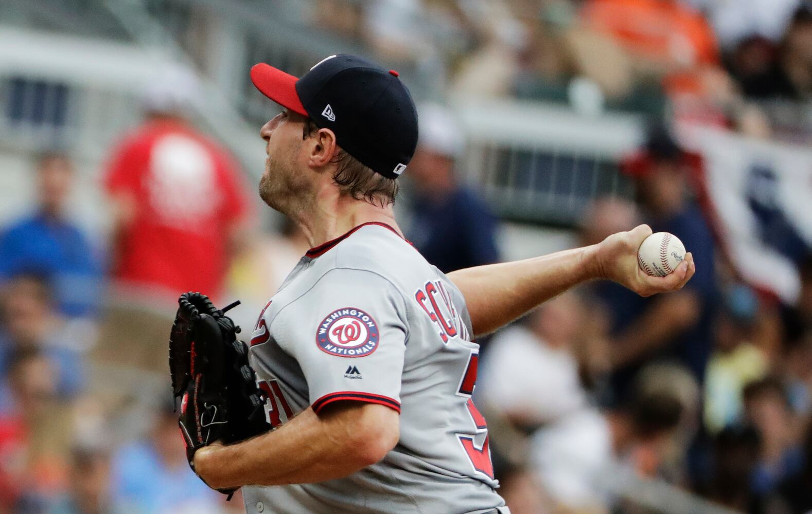 Photos: Rio Ruiz hits first home run as Braves host Nats
