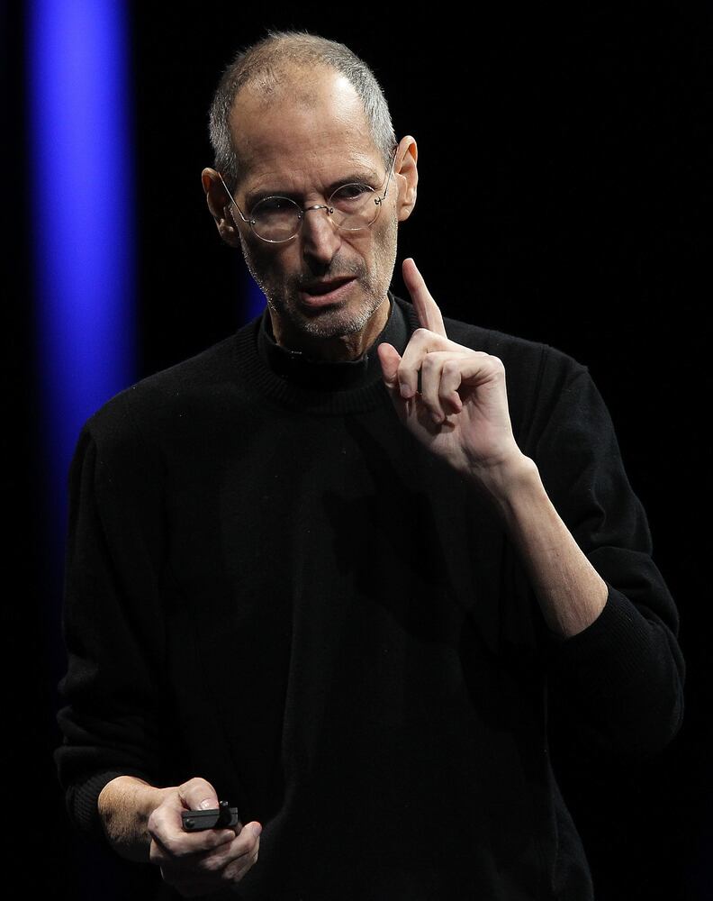 Steve Jobs used to relieve stress by soaking his feet in Apple's company toilets.