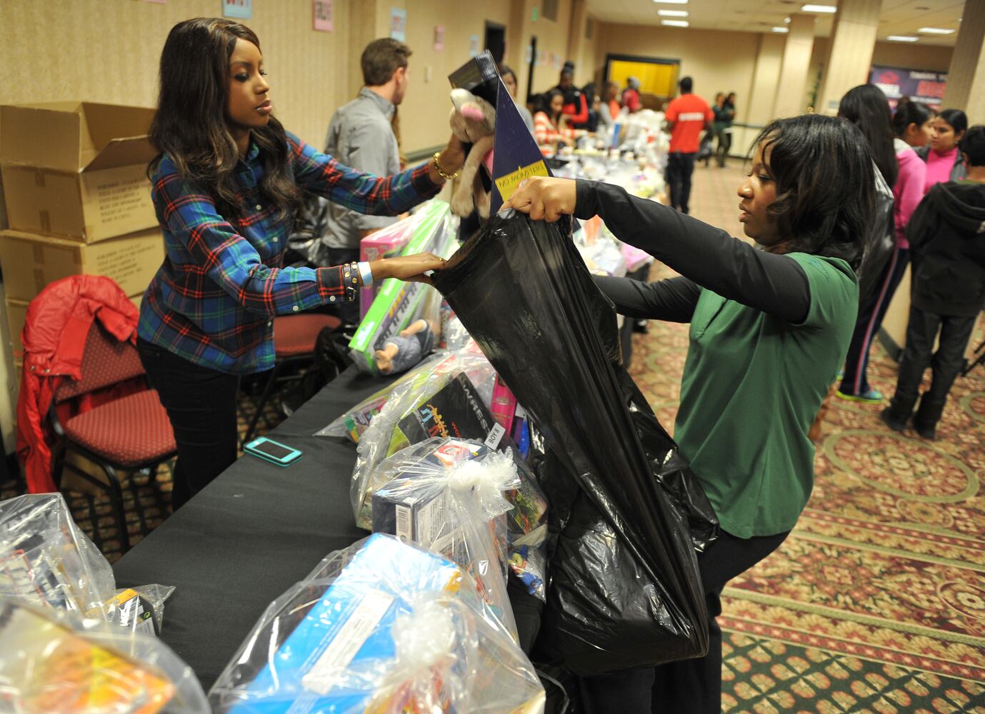 Hosea Annual Children's Christmas Party spreads cheer